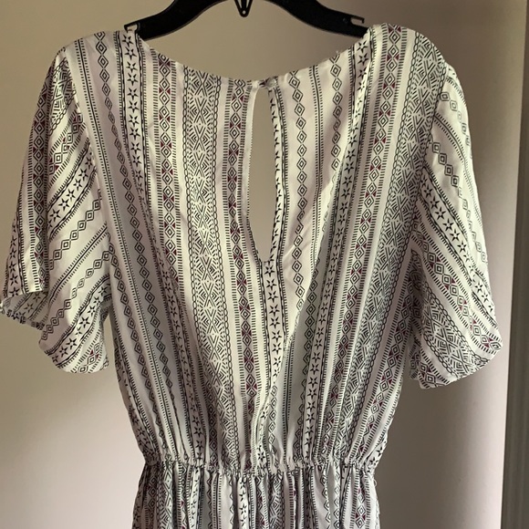 High-low romper - Picture 3 of 8